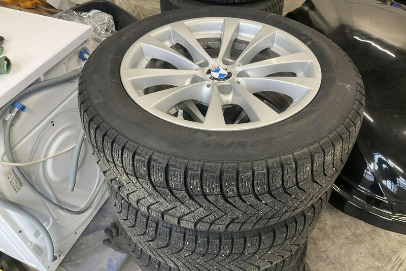 BMW 320 bild 18