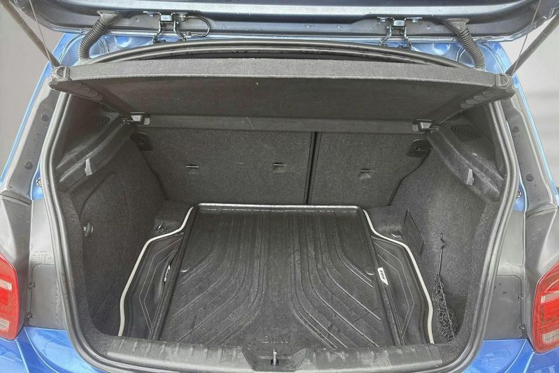 BMW 120 bild 9
