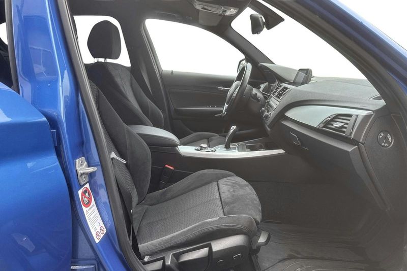 BMW 120 bild 7