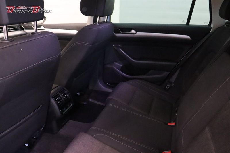 Volkswagen Passat bild 12