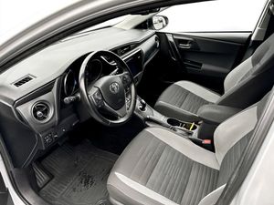 Toyota Auris bild 5