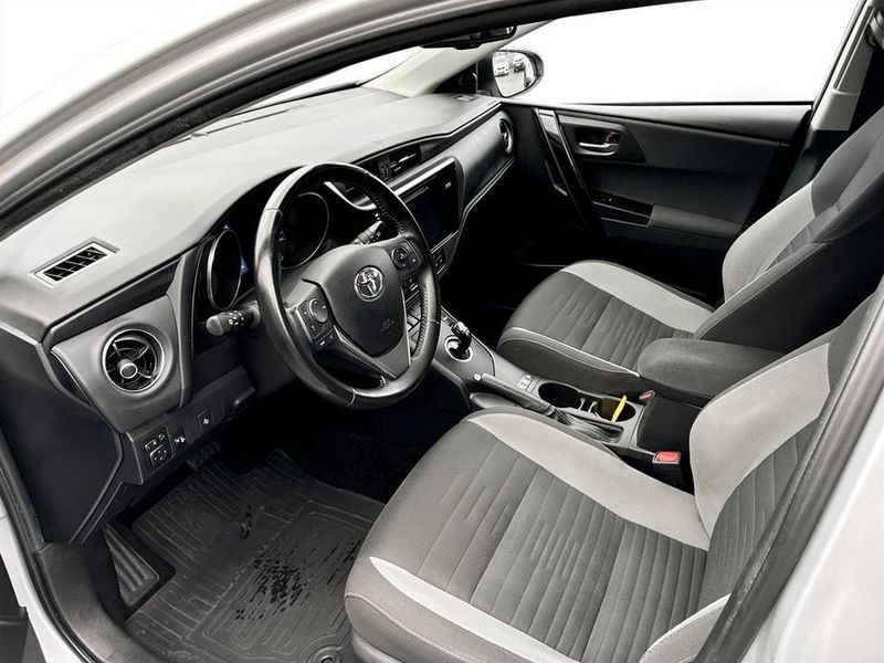 Toyota Auris bild 5