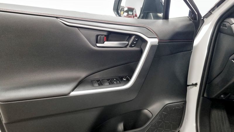 Toyota RAV4 bild 11