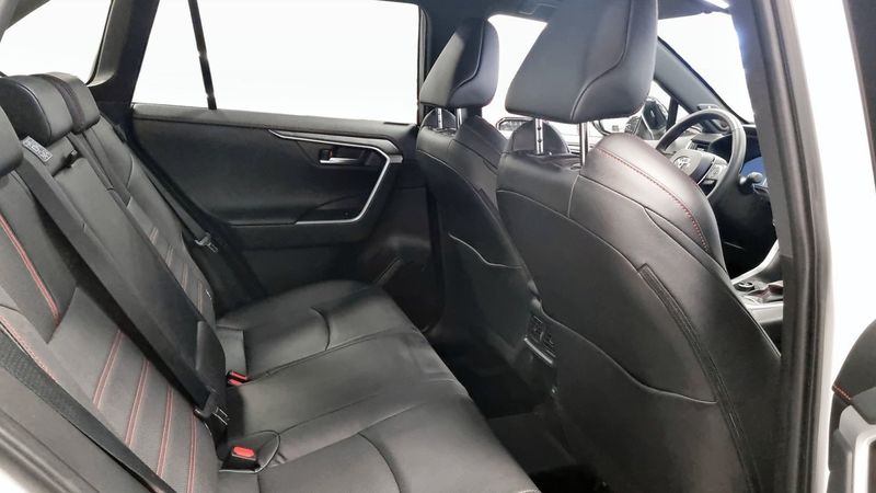 Toyota RAV4 bild 5