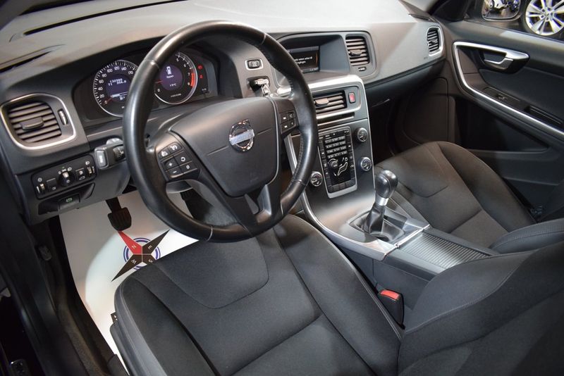 Volvo V60 bild 6