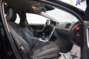 Volvo V60 bild 9