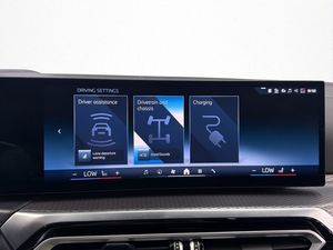BMW i4 bild 28