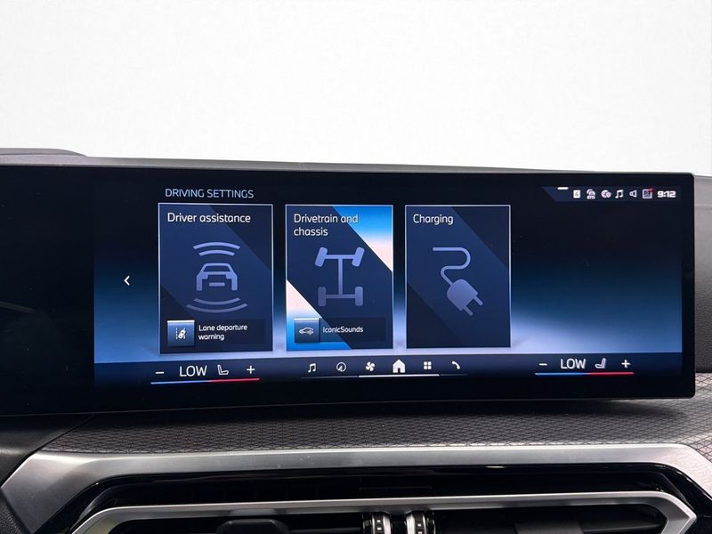 BMW i4 bild 28