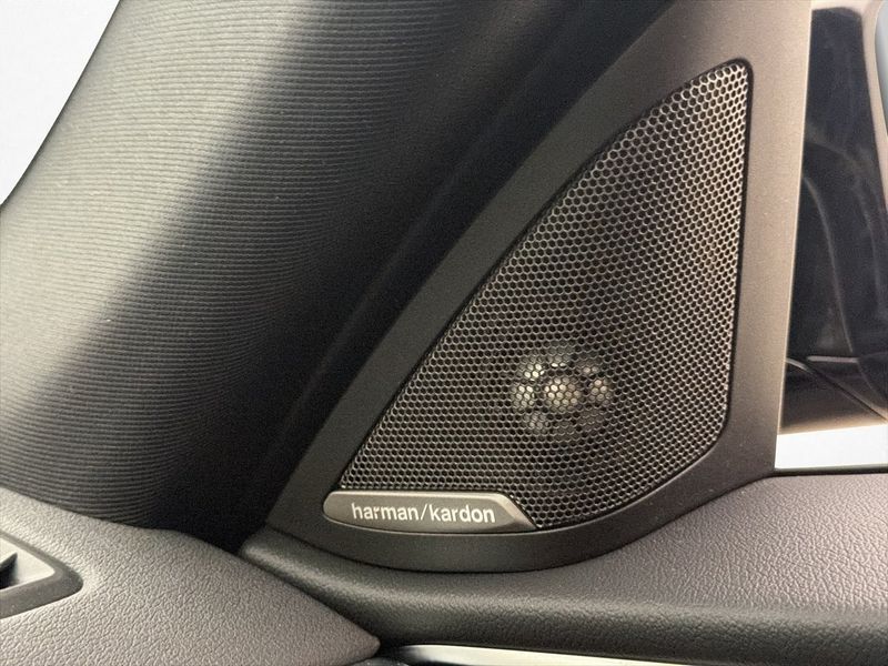 BMW i4 bild 18