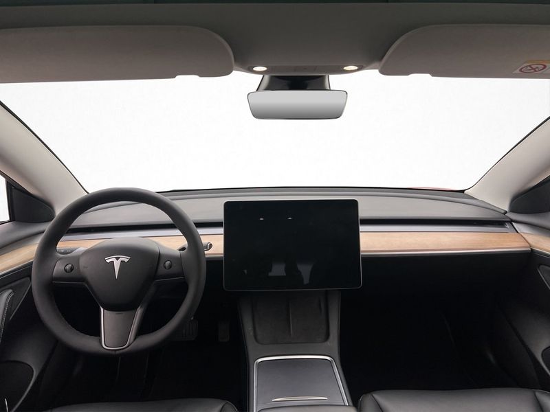 Tesla Model 3 bild 15