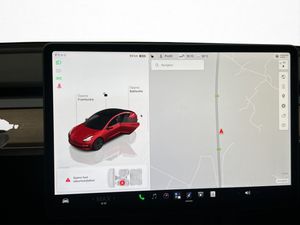 Tesla Model 3 bild 22