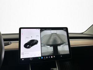 Tesla Model 3 bild 25