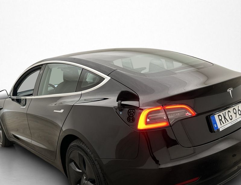 Tesla Model 3 bild 12