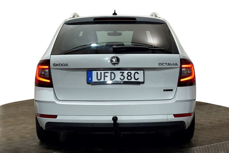 Skoda Octavia bild 7