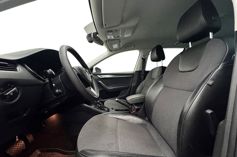 Skoda Octavia bild 12