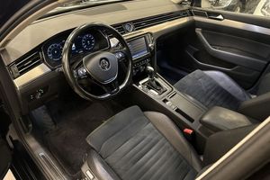 Volkswagen Passat bild 11