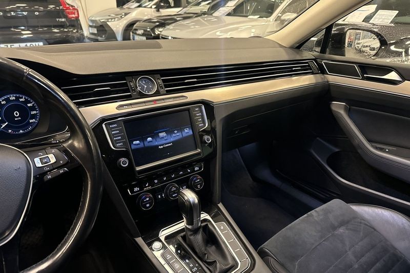 Volkswagen Passat bild 18