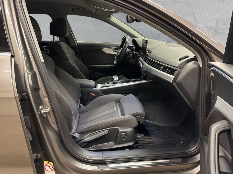 Audi A4 bild 12