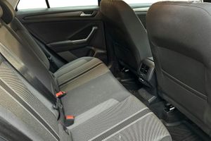 Volkswagen T-Roc bild 8