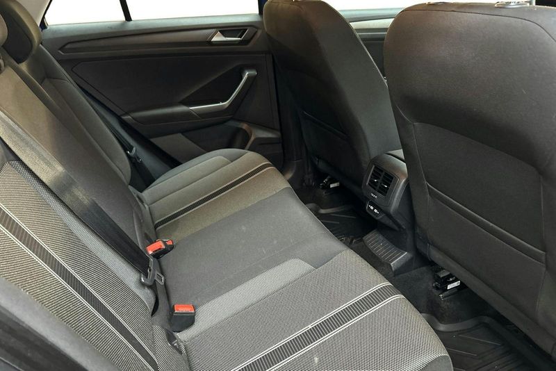 Volkswagen T-Roc bild 8