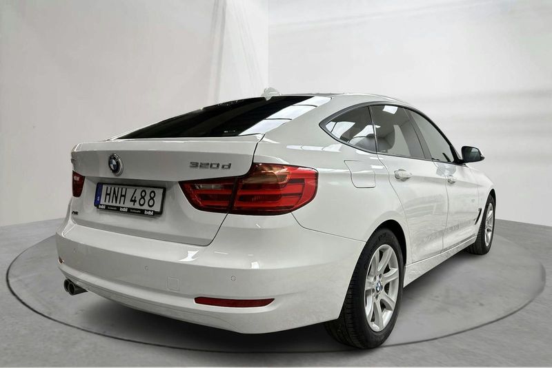 BMW 320 bild 3