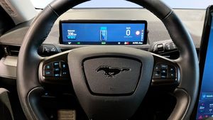 Ford Mustang Mach-E bild 11