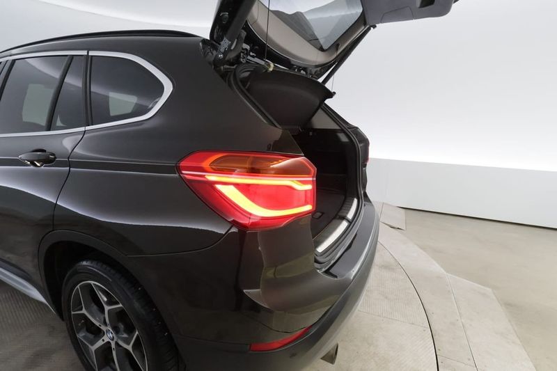 BMW X1 bild 7