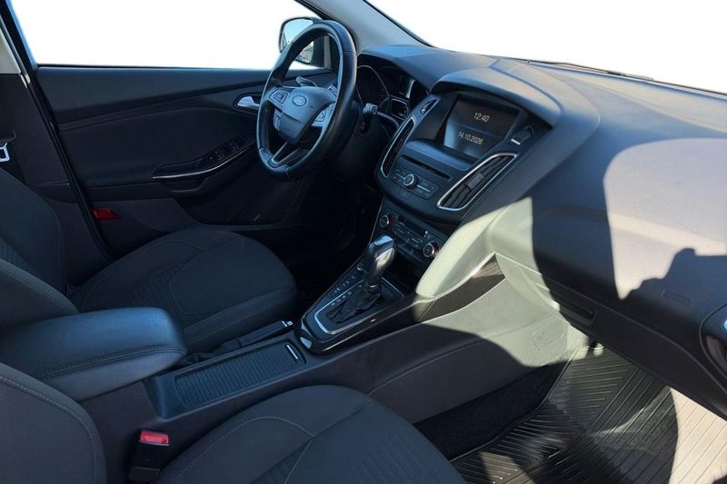 Ford Focus bild 16