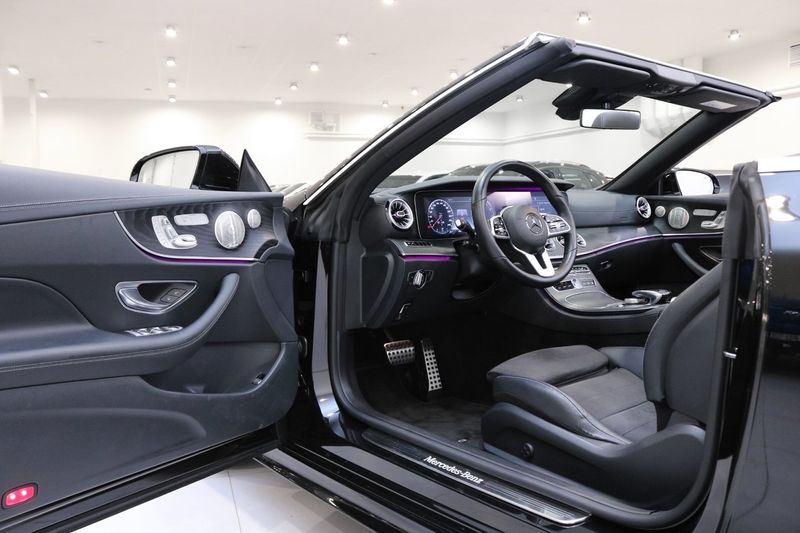 Mercedes E450 bild 16