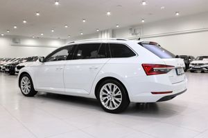 Skoda Superb bild 5