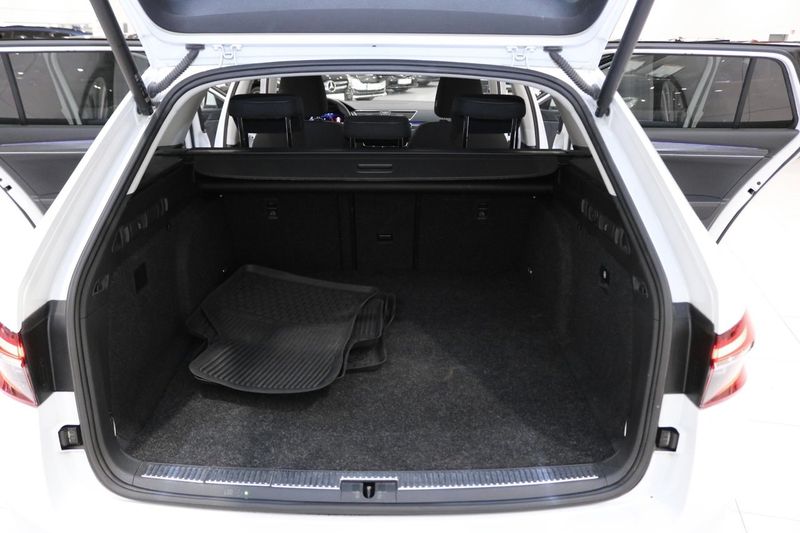 Skoda Superb bild 18