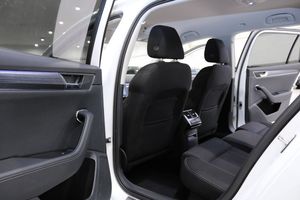 Skoda Superb bild 15