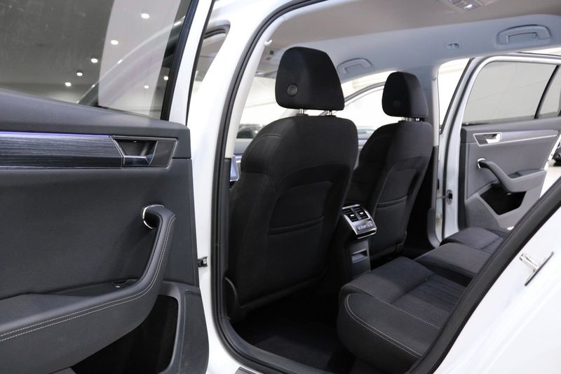 Skoda Superb bild 15