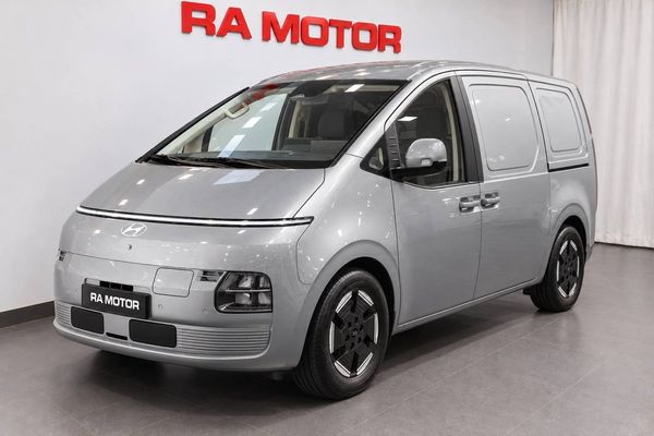 Hyundai Staria Cargo 84kWh FWD 450km räckvidd - Lanseringserbjudande! - 2027