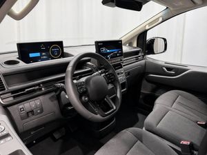 Hyundai Staria bild 5