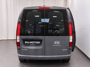Hyundai Staria bild 3