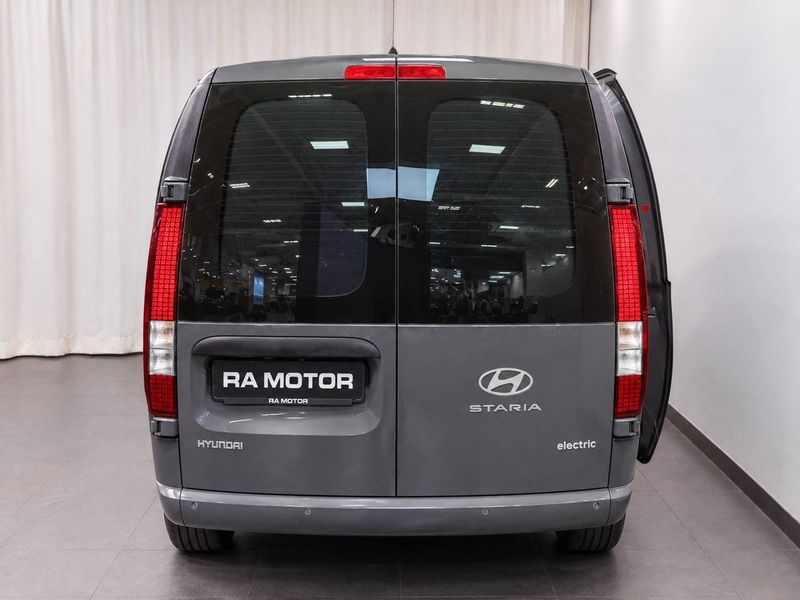 Hyundai Staria bild 3