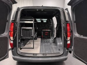 Hyundai Staria bild 4