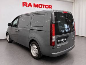 Hyundai Staria bild 2