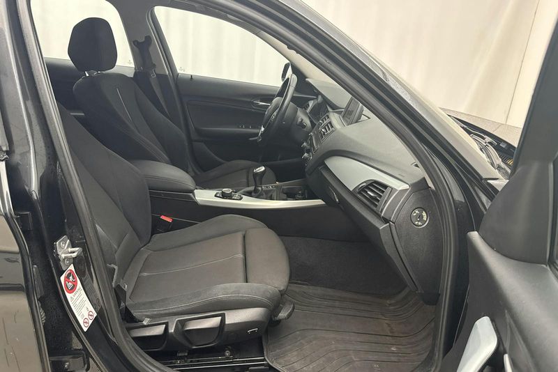 BMW 116 bild 7