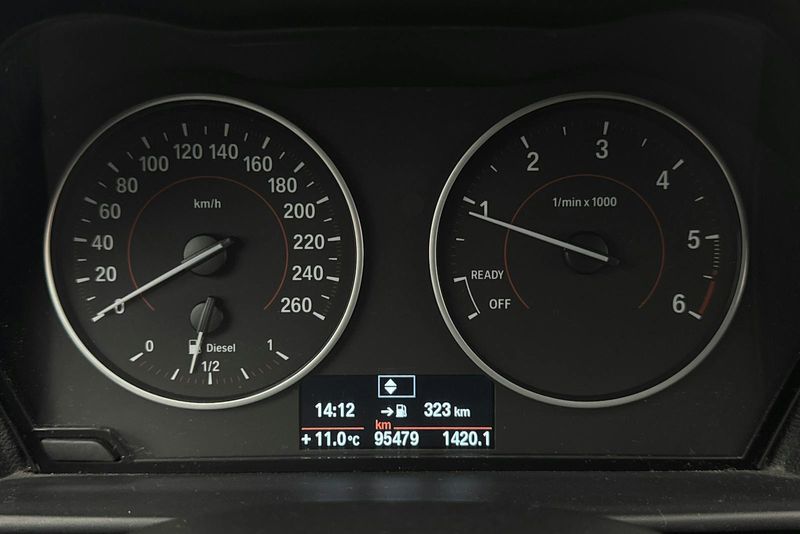 BMW 116 bild 10