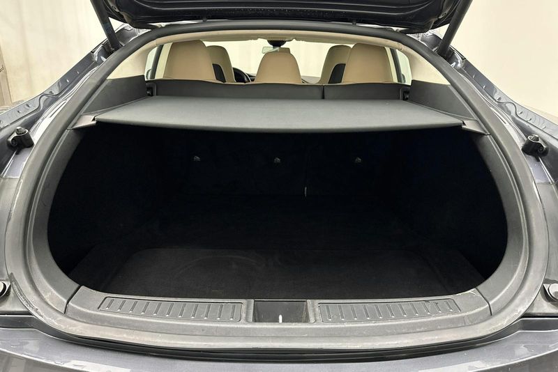 Tesla Model S bild 9