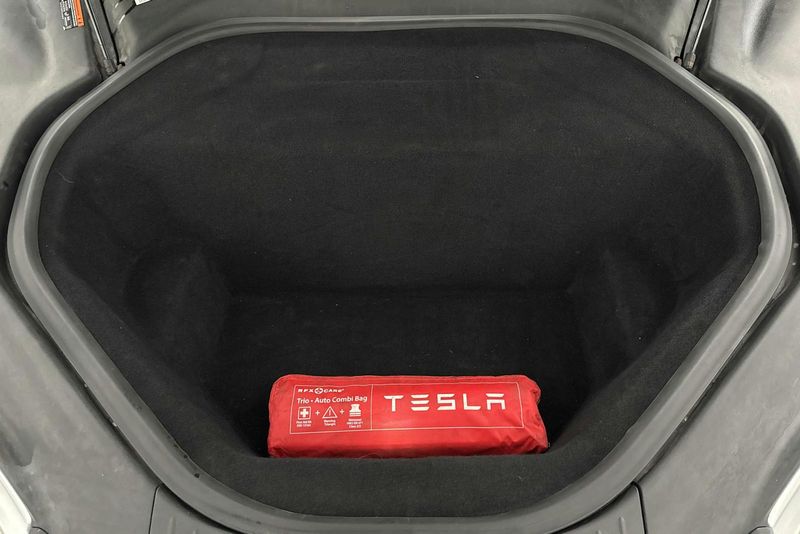 Tesla Model S bild 10