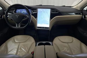 Tesla Model S bild 6