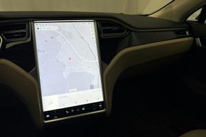 Tesla Model S bild 15