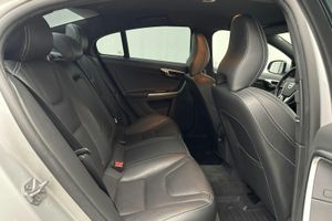 Volvo S60 bild 8