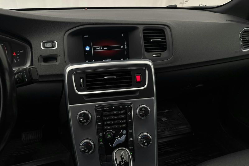 Volvo S60 bild 11