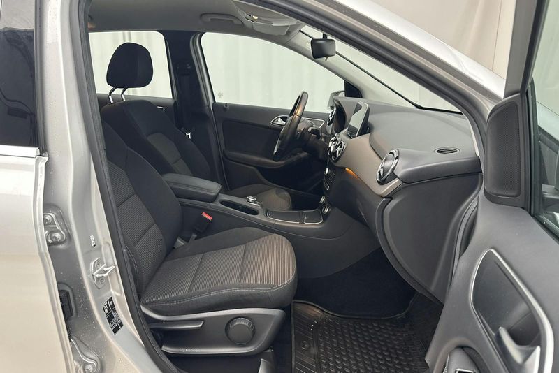 Mercedes B200 bild 7