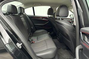 BMW 530 bild 8