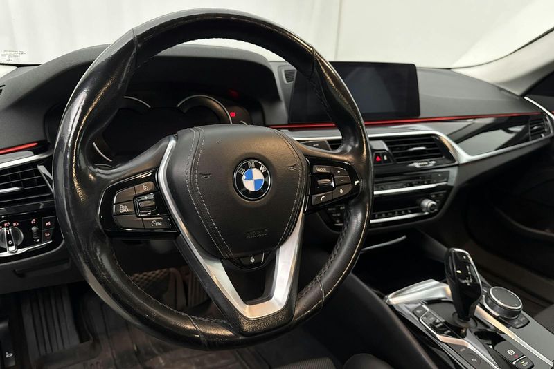 BMW 530 bild 15
